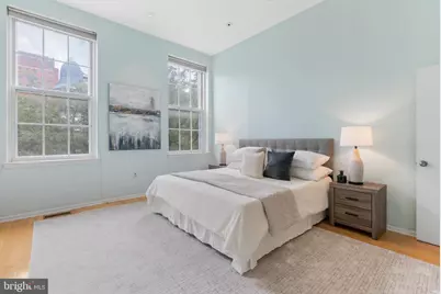 914 Spruce Street #9, Philadelphia, PA 19107 - Photo 16