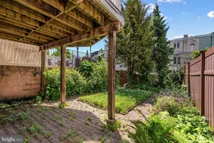 2228 Green St, Philadelphia, PA 19130 - Photo 18