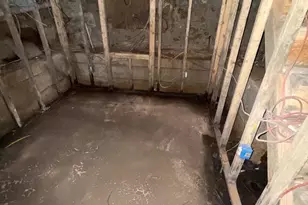 1047 W Nevada St, Philadelphia, PA 19133 - Photo 16