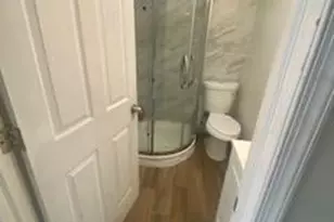 1047 W Nevada St, Philadelphia, PA 19133 - Photo 12