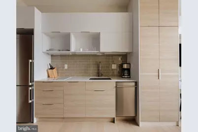 313 Race Street #209, Philadelphia, PA 19106 - Photo 12