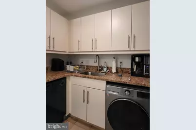 219 S 18th Street #703, Philadelphia, PA 19103 - Photo 8