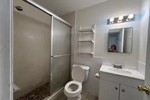 222 N 9th St, Philadelphia, PA 19107 - Photo 8