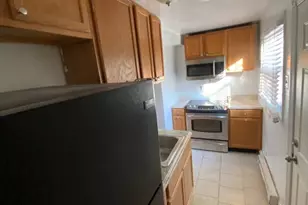 2718 W Sterner St, Philadelphia, PA 19132 - Photo 4