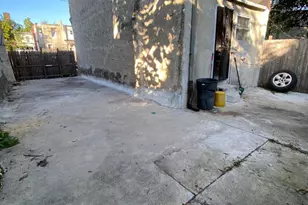 2718 W Sterner St, Philadelphia, PA 19132 - Photo 10