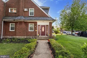 8419 Jackson St, Philadelphia, PA 19136 - Photo 2