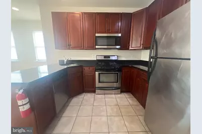 1930 N 17th Street #B, Philadelphia, PA 19121 - Photo 4