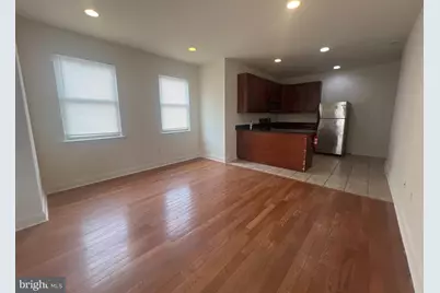 1930 N 17th Street #B, Philadelphia, PA 19121 - Photo 2