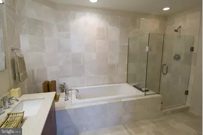 1101 Locust Street #4C, Philadelphia, PA 19107 - Photo 10