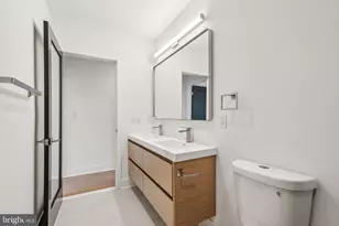 1407 S Napa St, Philadelphia, PA 19146 - Photo 16