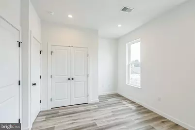 1526 W Seybert Street, Philadelphia, PA 19121 - Photo 8