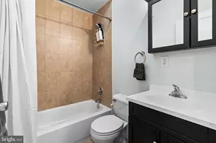 1607 Manton St, Philadelphia, PA 19146 - Photo 18