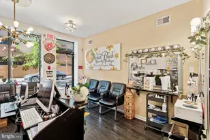 1725 South St, Philadelphia, PA 19146 - Photo 4