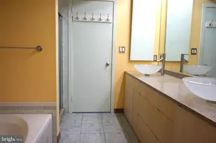 2301 Cherry St, Philadelphia, PA 19103 - Photo 28