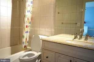 2301 Cherry St, Philadelphia, PA 19103 - Photo 30