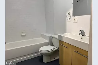 429 N 13th Street #1B, Philadelphia, PA 19123 - Photo 18