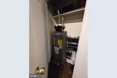 1304 Walnut Street #2, Philadelphia, PA 19107 - Photo 32