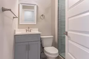 2327 N 3rd St, Philadelphia, PA 19133 - Photo 16