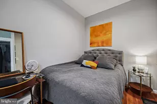 227 Poplar St, Philadelphia, PA 19123 - Photo 8