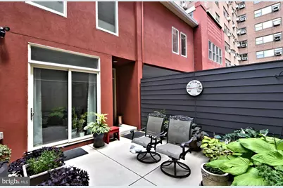 107 S Van Pelt St, Philadelphia, PA 19103 - Photo 16