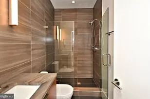 107 S Van Pelt St, Philadelphia, PA 19103 - Photo 16