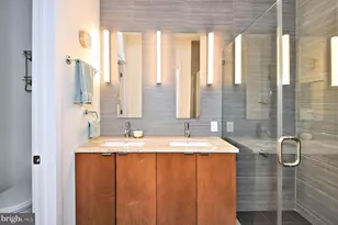 107 S Van Pelt St, Philadelphia, PA 19103 - Photo 12