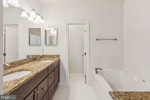 105 Commodore Court, Philadelphia, PA 19146 - Photo 22