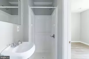 1632 N Sydenham St, Philadelphia, PA 19121 - Photo 10