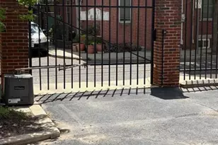 2501 Christian St, Philadelphia, PA 19146 - Photo 12