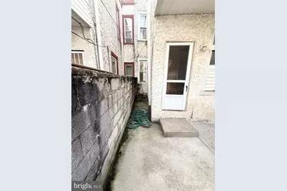2735 N Sydenham Street, Philadelphia, PA 19132 - Photo 6