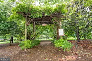 904 N 3rd St, Philadelphia, PA 19123 - Photo 24