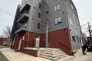 914 W Susquehanna Ave, Philadelphia, PA 19122 - Photo 2