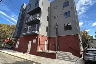 914 W Susquehanna Ave, Philadelphia, PA 19122 - Photo 2