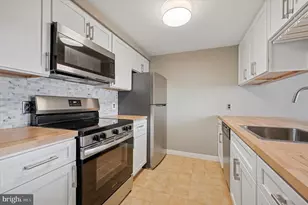 130 N Bread St, Philadelphia, PA 19106 - Photo 8