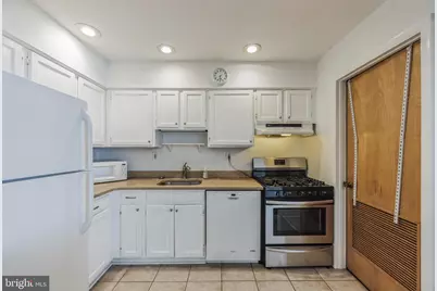 1928 Rodman Street #A, Philadelphia, PA 19146 - Photo 8