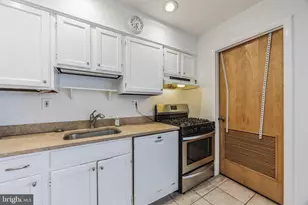 1928 Rodman St, Philadelphia, PA 19146 - Photo 10