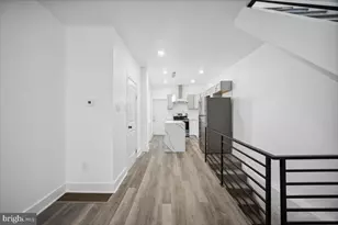 427 W Shunk St, Philadelphia, PA 19148 - Photo 10