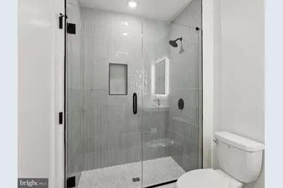 416 Vine Street #210, Philadelphia, PA 19106 - Photo 14