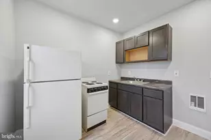 603 S 60th St, Philadelphia, PA 19143 - Photo 4