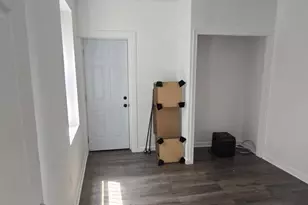 2564 N Reese St, Philadelphia, PA 19133 - Photo 2