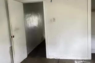 2247 E Cambria St, Philadelphia, PA 19134 - Photo 8