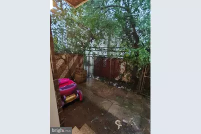 1321 W Auburn Street, Philadelphia, PA 19132 - Photo 12