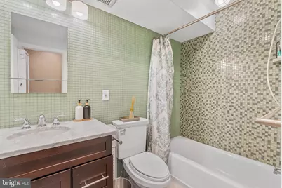 1522 Race Street #1, Philadelphia, PA 19102 - Photo 14