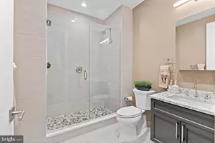 2147 Lombard St, Philadelphia, PA 19146 - Photo 66