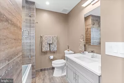 2147 Lombard Street, Philadelphia, PA 19146 - Photo 32