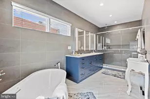 2147 Lombard St, Philadelphia, PA 19146 - Photo 44