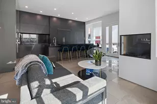 707 S 15th St, Philadelphia, PA 19146 - Photo 14