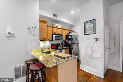 1708 Pine Street #4, Philadelphia, PA 19103 - Photo 4