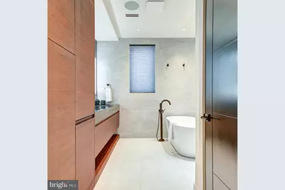 109 S 24th Street, Philadelphia, PA 19103 - Photo 22