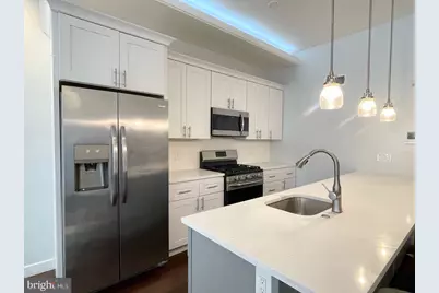 1337 N Franklin Street, Philadelphia, PA 19122 - Photo 2